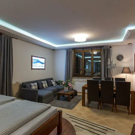 Apartman Koryntia *